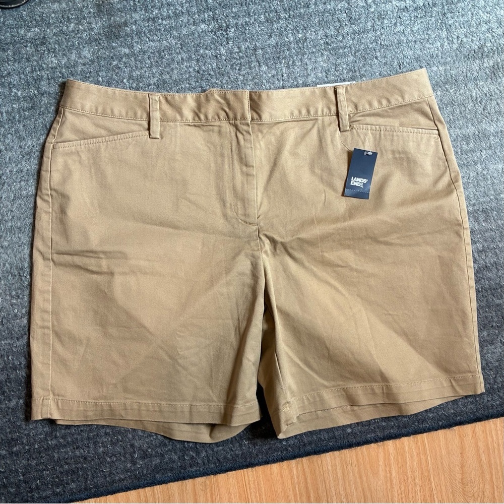 Land’s End Women's Tan Shorts Size 18 NWT